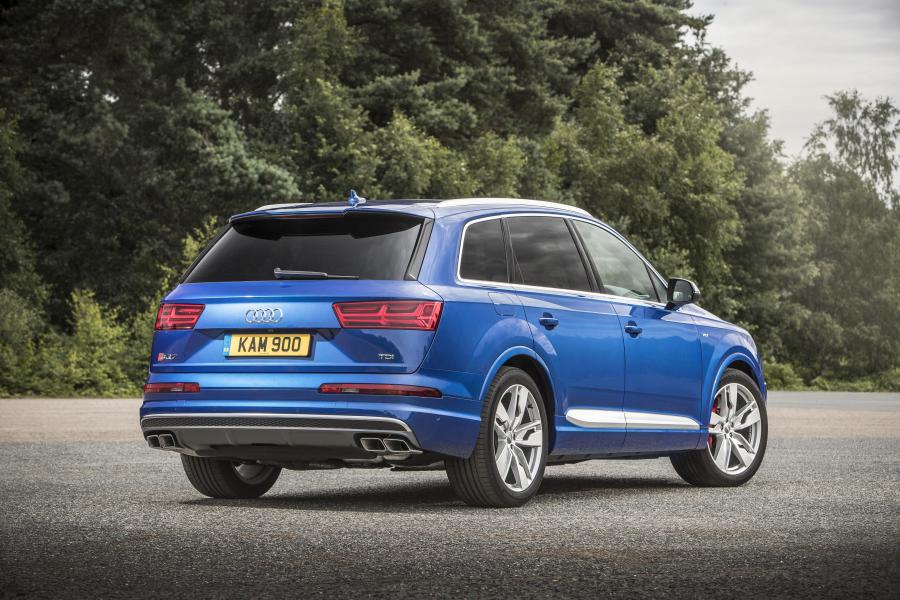  Audi SQ7 TDI (4M) 2016 года  (UK) (фото 27 из 32)